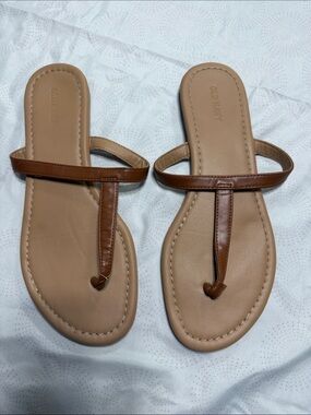 Old Navy Brown and Tan T-Strap Slide Sandals